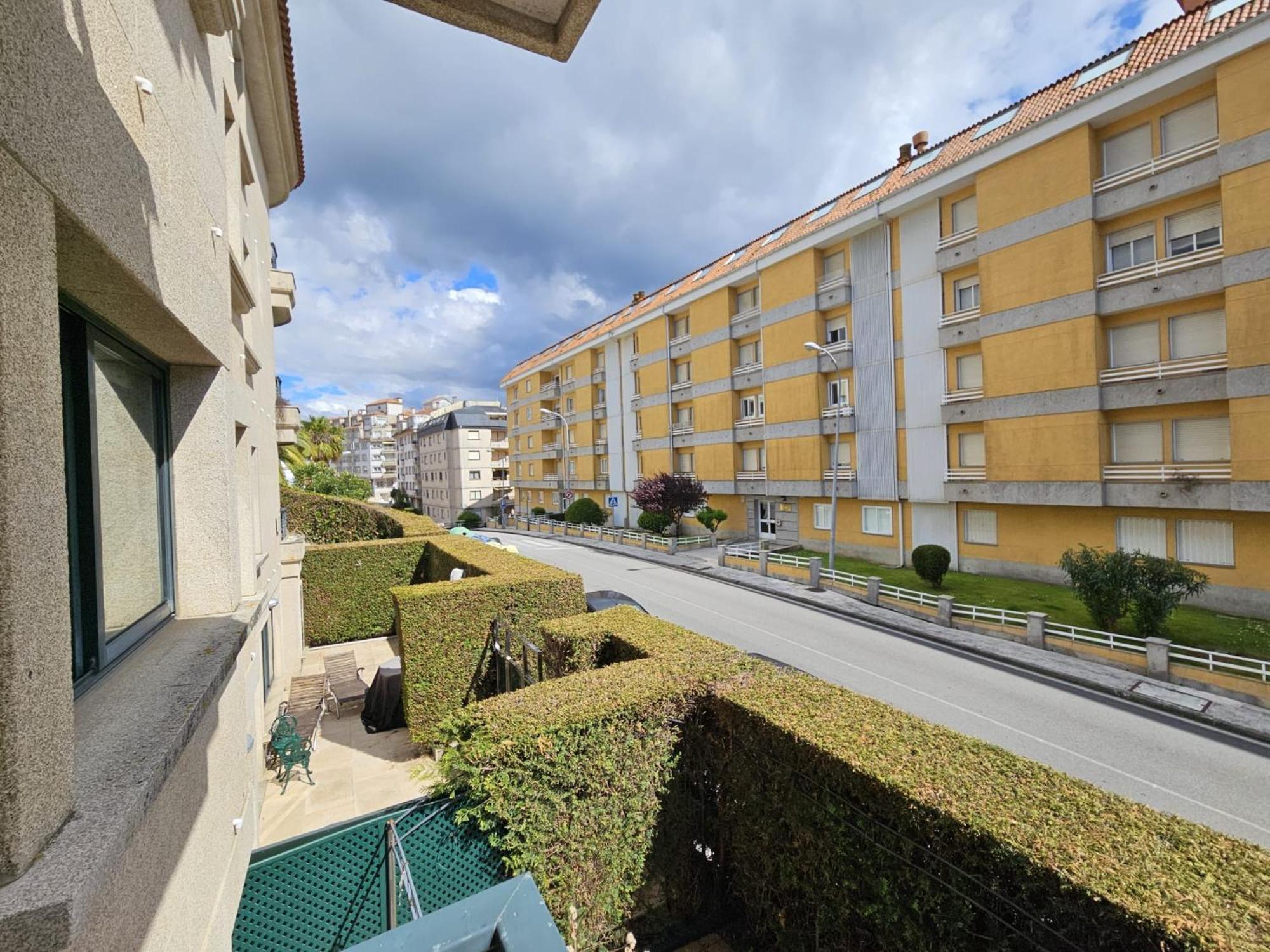 Estupendo Alojamiento En Silgar Con Piscina Sanxenxo Bagian luar foto